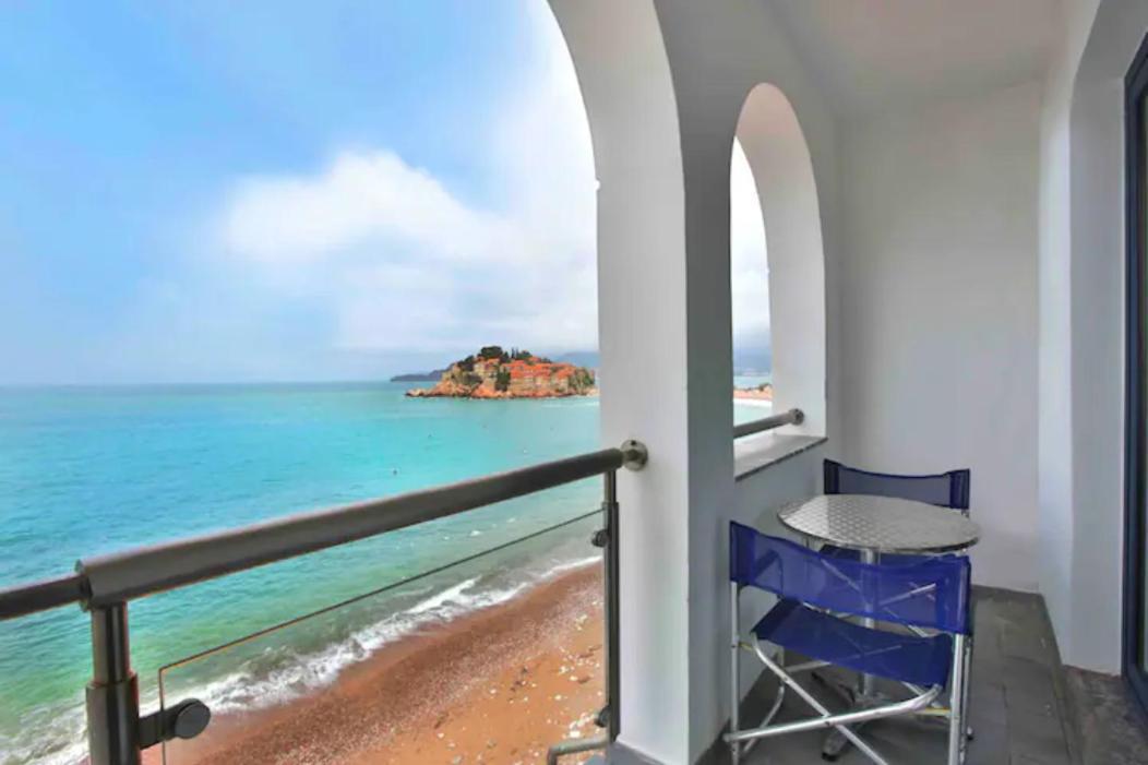 Plava Vila Beach Apartments Sveti Stefan Dış mekan fotoğraf