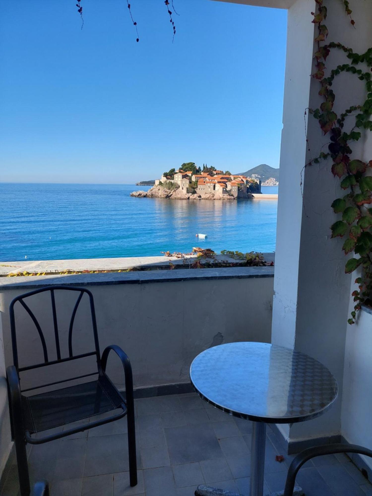 Plava Vila Beach Apartments Sveti Stefan Oda fotoğraf